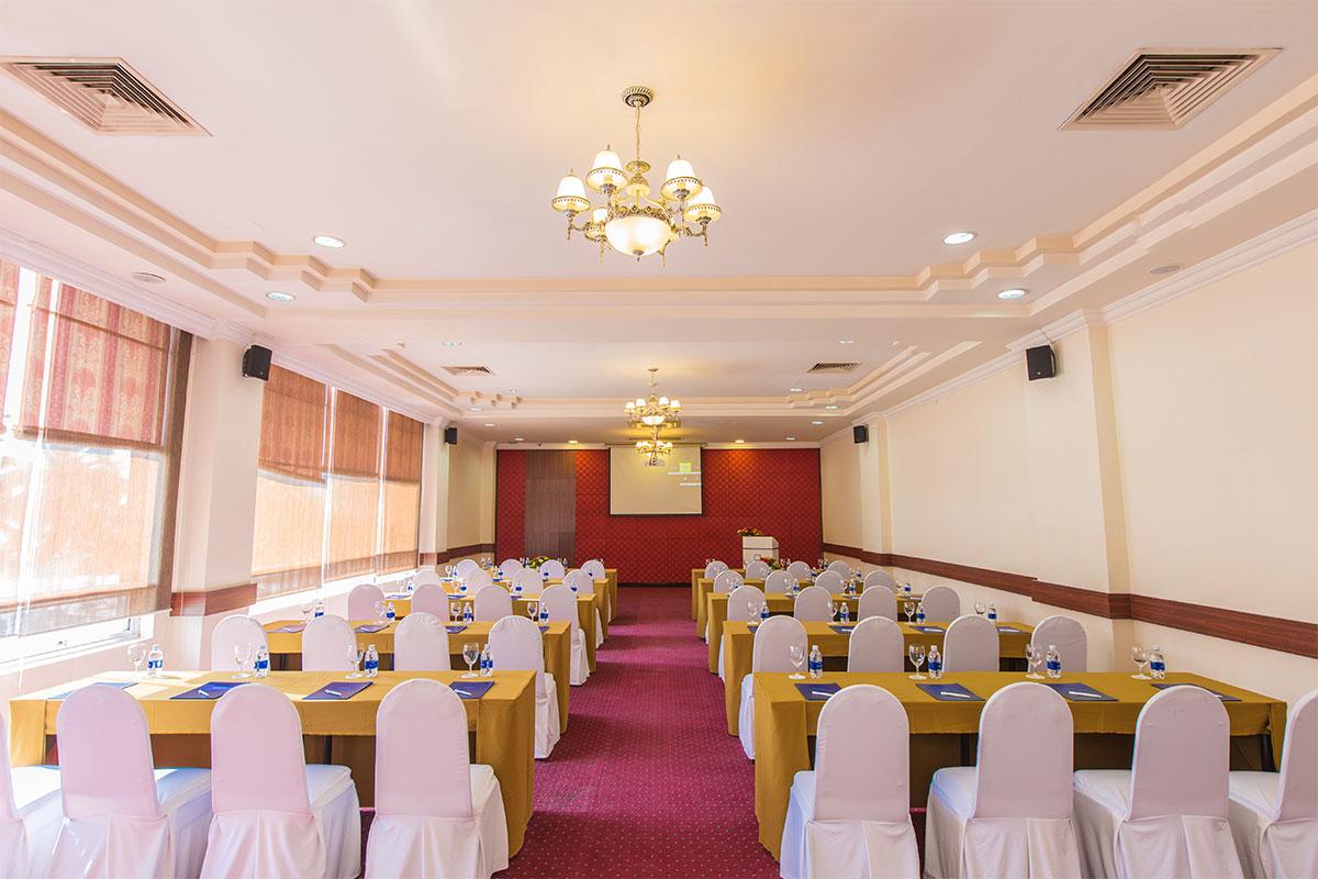 Yasaka Saigon Nha Trang Hotel&Spa Bagian luar foto