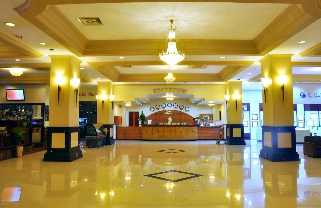 Yasaka Saigon Nha Trang Hotel&Spa Bagian luar foto
